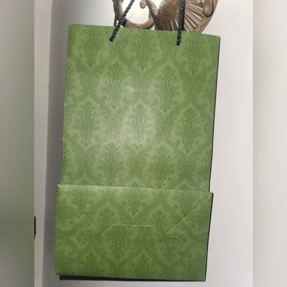 Gucci Green Closet Accessory - Picture 4 of 5